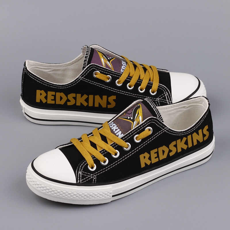 Women's Washington Redskins Repeat Print Low Top Sneakers 001